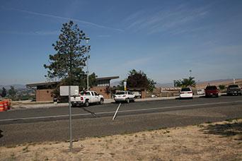 Photo of Selah Creek safety rest area on eastbound I-82