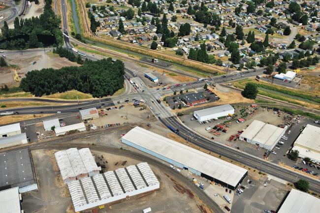 The Industrial Way/Oregon Way intersection in Longview, WA. 
